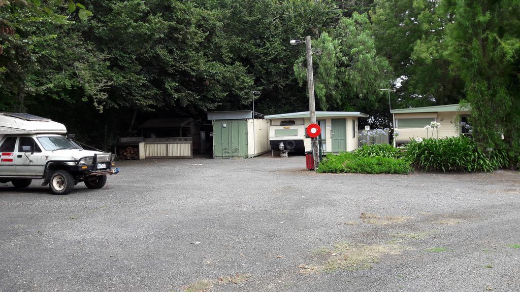 Pinewood Campsite *