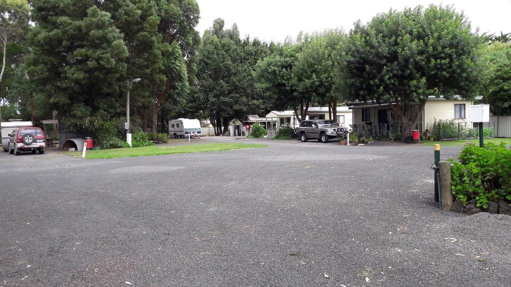Pinewood Campsite *